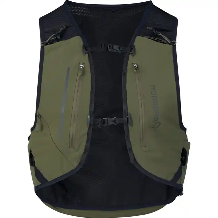 Endast denna vecka Norrøna Senja Econyl70 15L Pack Olive Night