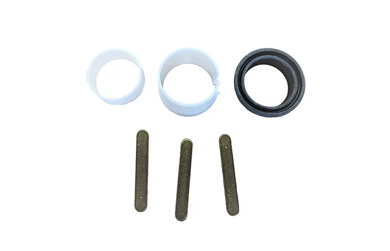 Sänkt pris PRO Servicekit DSP 160mm 2 Bushings, 1 Seal, 3 Inserts