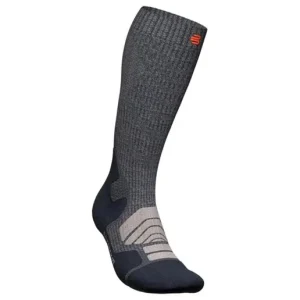 Bauerfeind Löparstrumpor Outdoor Merino Compression Socks High Cut Lava Grey risnedsättning